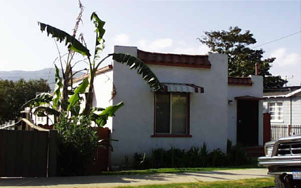 551 N Mill St in Santa Paula, CA - Building Photo - Building Photo