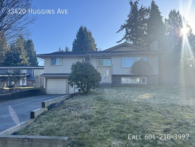 33420 Huggins Ave in Abbotsford, BC - Building Photo - Building Photo