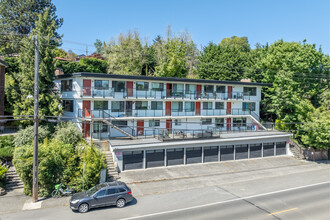 The Edge Apartments in Seattle, WA - Building Photo - Primary Photo