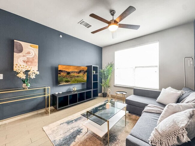3021 Routh St in Dallas, TX - Building Photo - Building Photo
