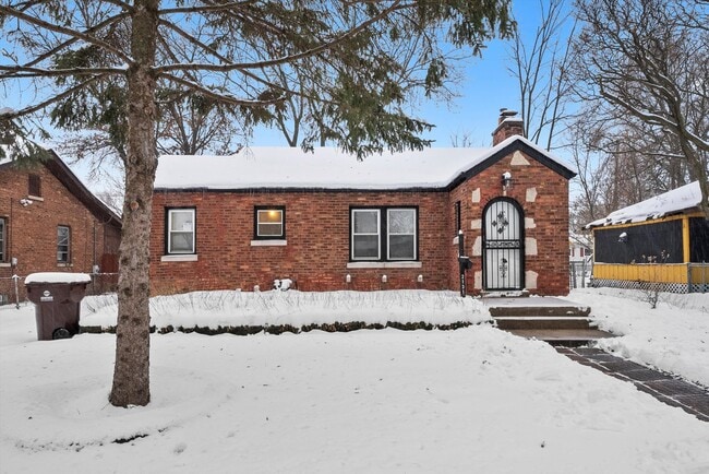 property at 2131 170th St