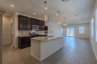 862 W Calle Las Varitas in Sahuarita, AZ - Building Photo - Building Photo