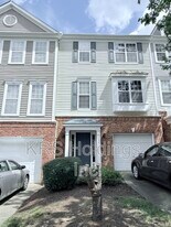 7008 Valerie Anne Dr in Raleigh, NC - Building Photo