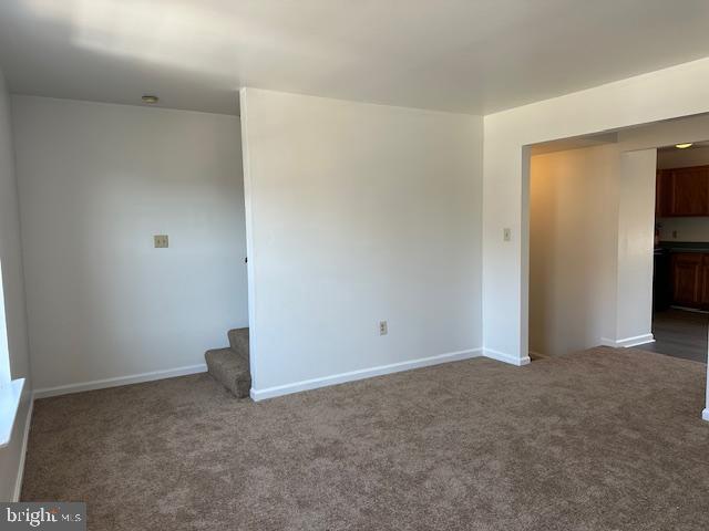 property at 26 Petersburg Ln