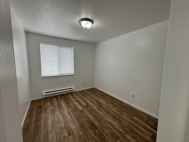 1216 11th St in Rock Springs, WY - Building Photo - Building Photo