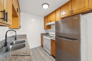 2617 W. 141st Place in Gardena, CA - Building Photo