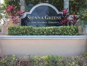 6714 NW 39th Ln in Lauderhill, FL - Building Photo - Building Photo
