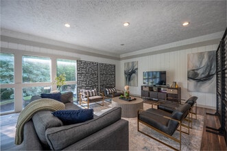 Eagle Creek in Indianapolis, IN - Foto de edificio - Interior Photo