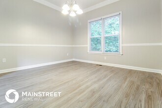 530 Riverbirch Trce in Stone Mountain, GA - Building Photo - Building Photo