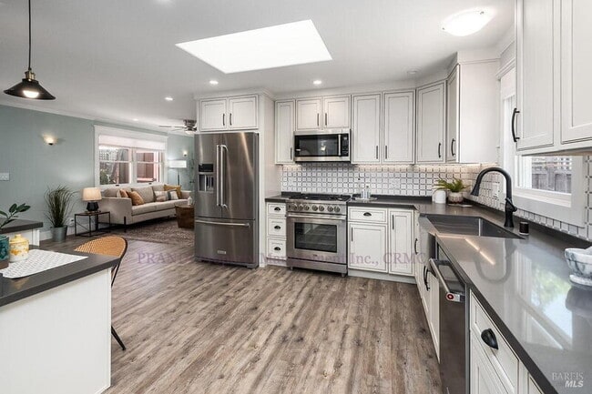 4 Belle Ave in Fairfax, CA - Building Photo - Building Photo