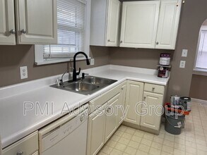 1217 SW Medford Ave in Topeka, KS - Building Photo - Building Photo