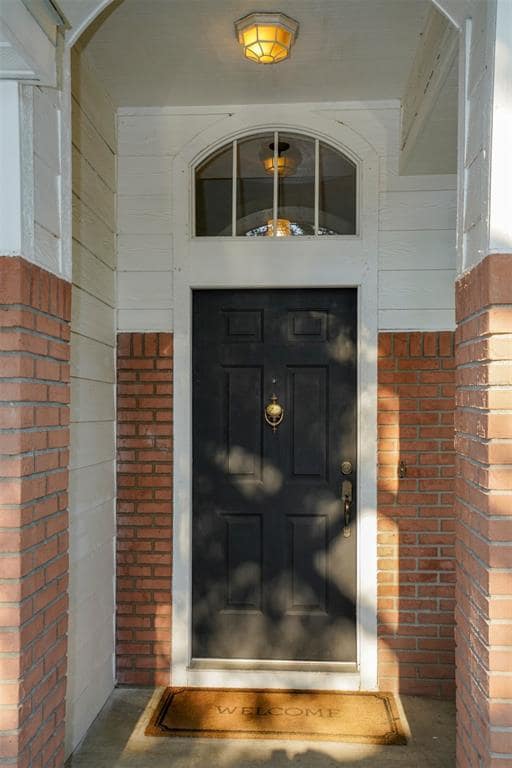 5136 Sterling Manor Dr in Tampa, FL - Building Photo - Building Photo