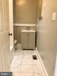 2824 Lake Ave photo'