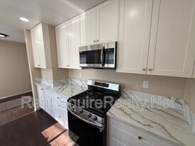 256 Euclid Pl in Upland, CA - Building Photo