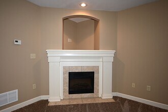 13762 Post Oak - 13762 Post Oak in Platte City, MO - Building Photo - Building Photo