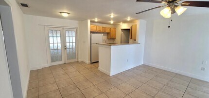 2601 NW 68th Way in Sunrise, FL - Building Photo - Building Photo