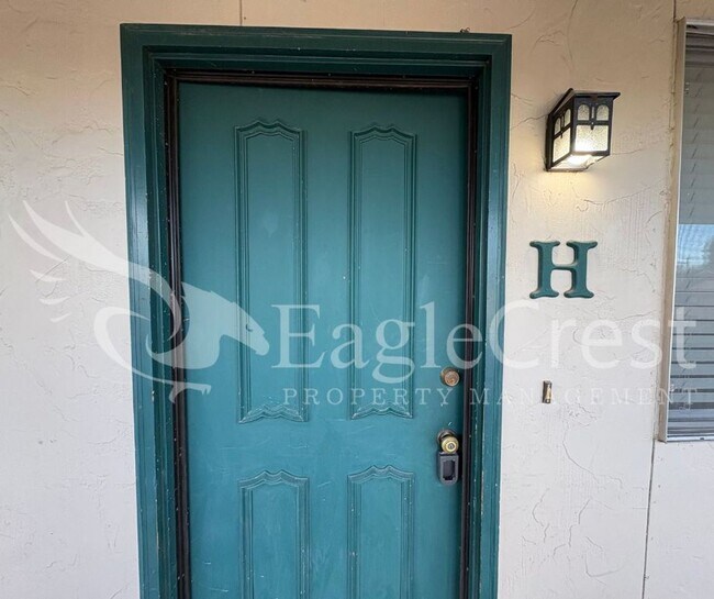 17/19 S. Roosevelt in Walla Walla, WA - Building Photo - Building Photo