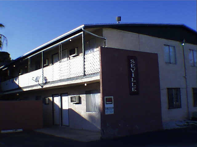 Sierra Vista Fountains Apartments in Las Vegas, NV - Foto de edificio - Building Photo