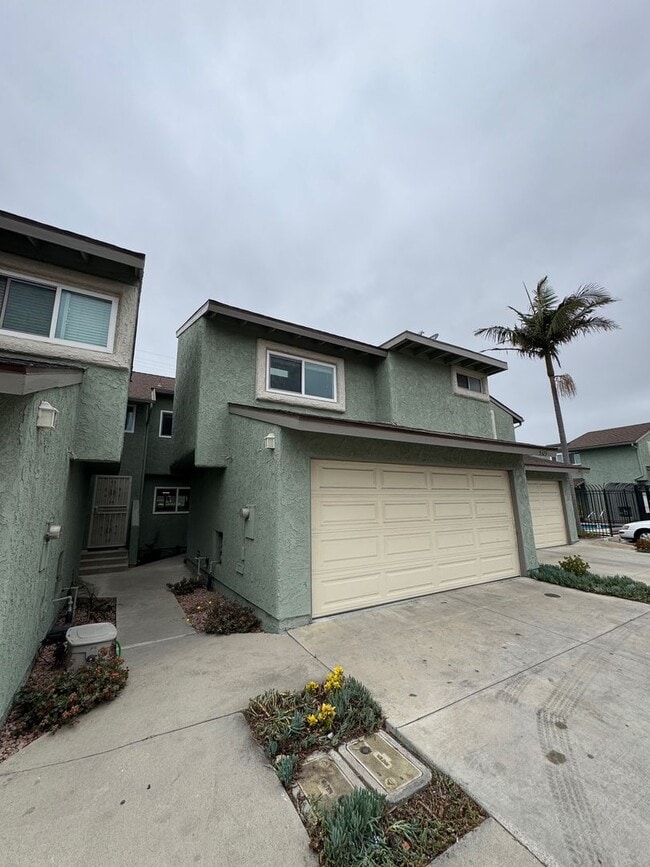 property at 5323 Barrymore Dr