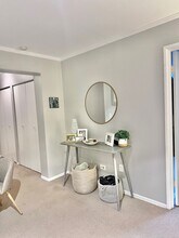 426 W Barry Ave, Unit 209 in Chicago, IL - Building Photo - Building Photo