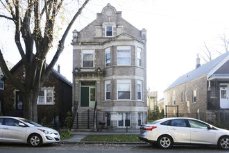 2343 S Trumbull Ave in Chicago, IL - Foto de edificio - Building Photo