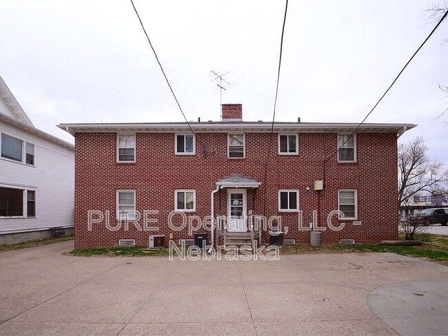 210 N 32nd Ave in Omaha, NE - Building Photo - Building Photo