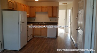 92 Hammond St in Boston, MA - Building Photo - Building Photo