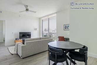 1000 NW 7th St in Miami, FL - Building Photo - Building Photo