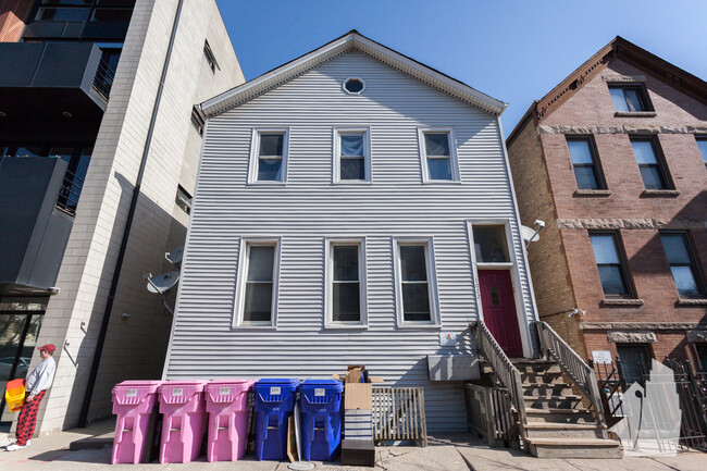 property at 1022 W Fry St