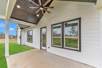 610 Sharon St in Prairie View, TX - Building Photo - Building Photo
