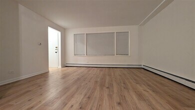 728 Mulford St in Evanston, IL - Foto de edificio - Building Photo