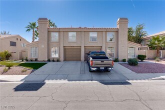 2819 Briar Knoll Dr in Henderson, NV - Building Photo - Building Photo