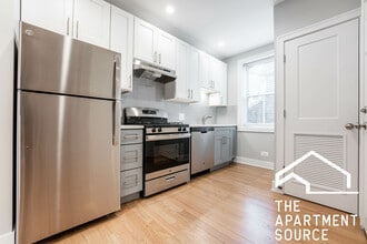 1929 W Winona St, Unit 1F in Chicago, IL - Building Photo - Building Photo