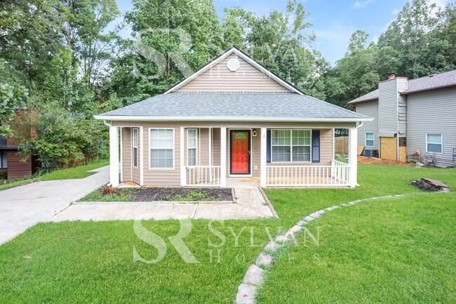 11 Laurel Dr in Newnan, GA - Building Photo - Building Photo