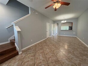 2427 Willimette Dr in Wesley Chapel, FL - Building Photo - Building Photo
