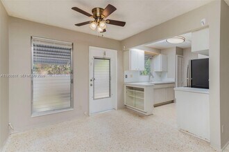 2215 Jackson St in Hollywood, FL - Building Photo - Building Photo