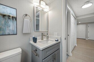 64 Goldthwaite Rd in Worcester, MA - Building Photo - Building Photo