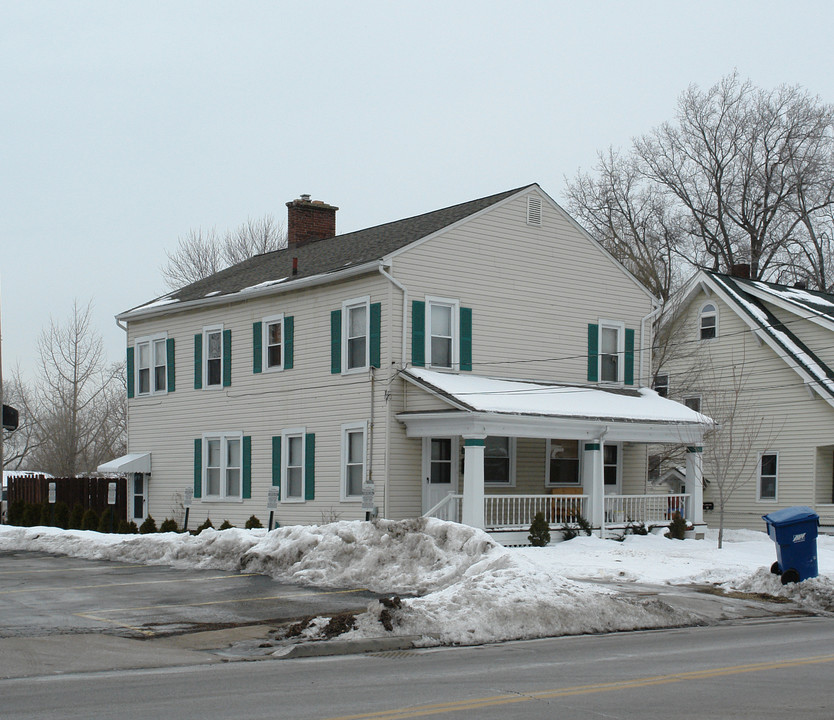 138-142 Main St in Amherst, OH - Building Photo