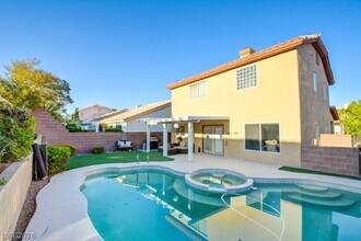 3733 Horseshoe Mesa St in Las Vegas, NV - Building Photo - Building Photo