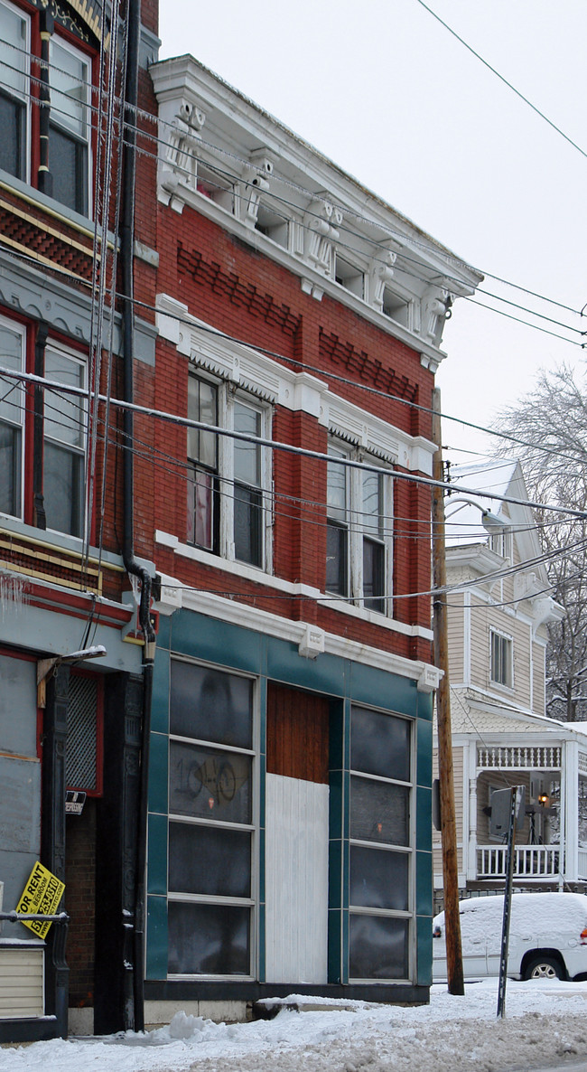 1040 Marshall Ave in Cincinnati, OH - Building Photo - Building Photo