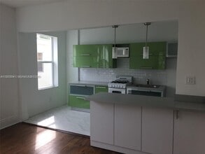 1618 Michigan Ave in Miami Beach, FL - Building Photo - Building Photo