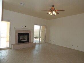 3871 Canyon Cove Dr in Lake Havasu City, AZ - Building Photo - Building Photo