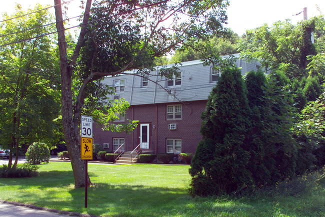 89 Dean St in Mansfield, MA - Building Photo - Building Photo