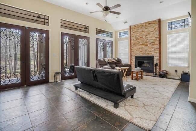 property at 22 Twinstone Cir