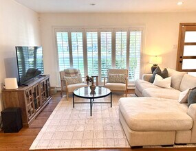 707 Dumont Dr in Richardson, TX - Building Photo - Building Photo