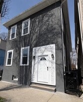 456 Harrison St in Passaic, NJ - Building Photo
