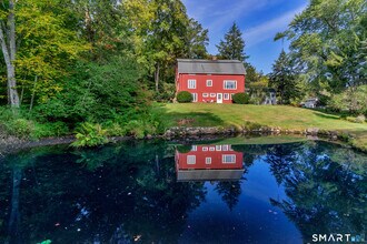 42 Picketts Ridge Rd in Redding, CT - Building Photo - Building Photo