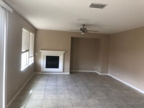 9369 Vintner Cir in Patterson, CA - Building Photo - Building Photo