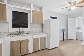 205 Cunningham Dr in Pearl, MS - Building Photo - Building Photo