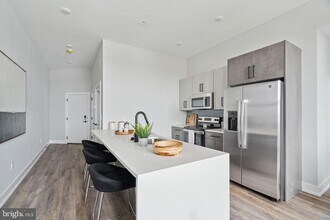 2233 N 7th St in Philadelphia, PA - Building Photo - Building Photo